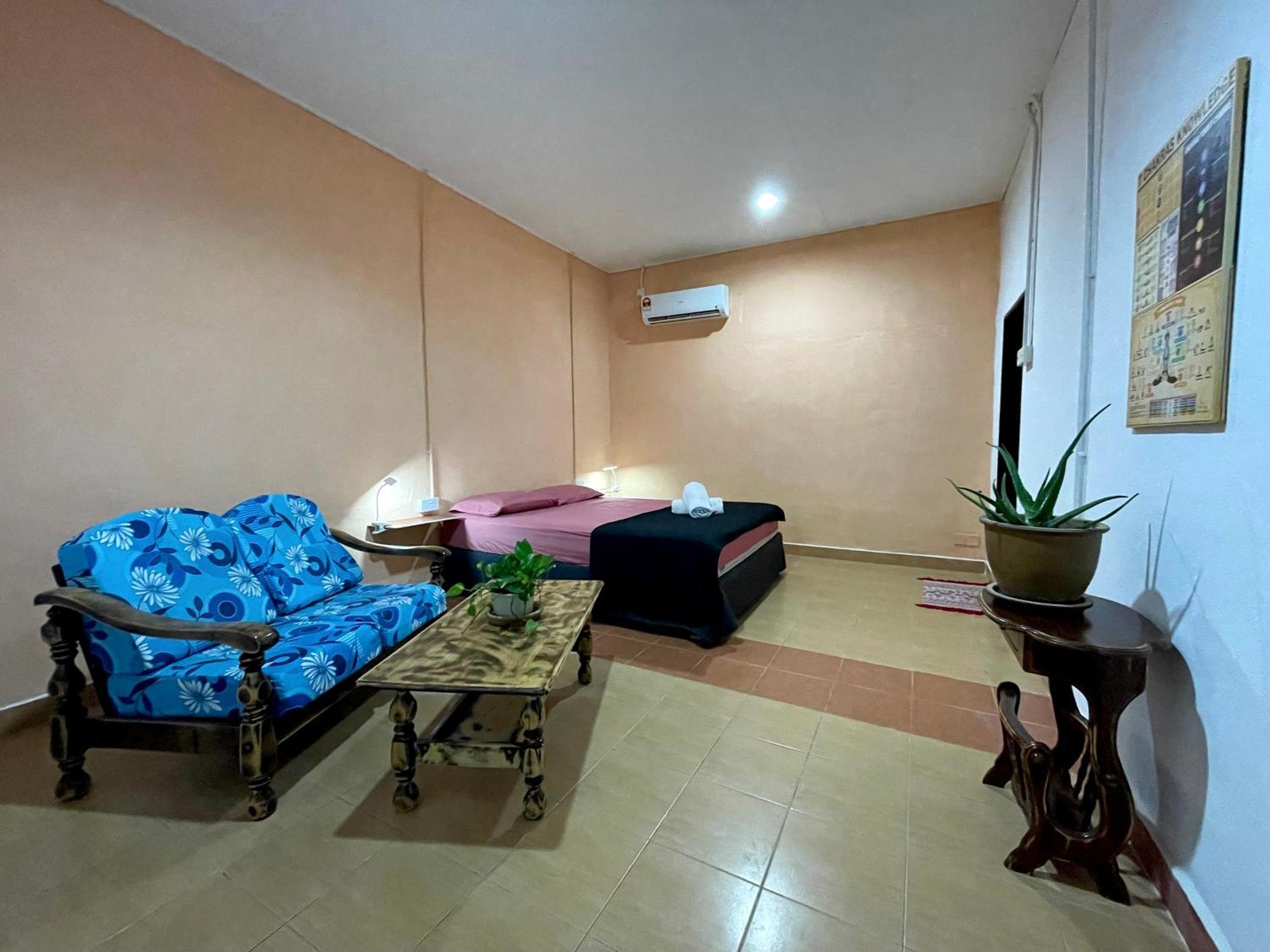 Home Sol Guesthouse Pantai Cenang  Dış mekan fotoğraf