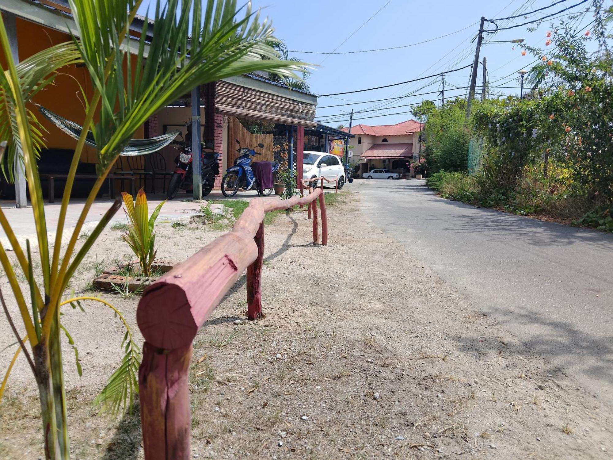 Home Sol Guesthouse Pantai Cenang  Dış mekan fotoğraf